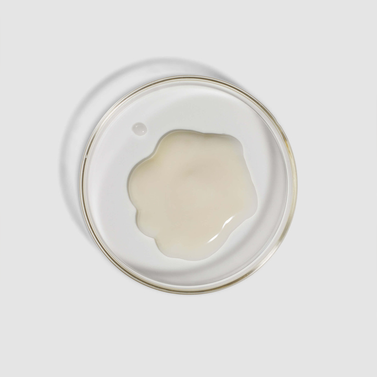 Youth EssentiA C-Quence Serum 2