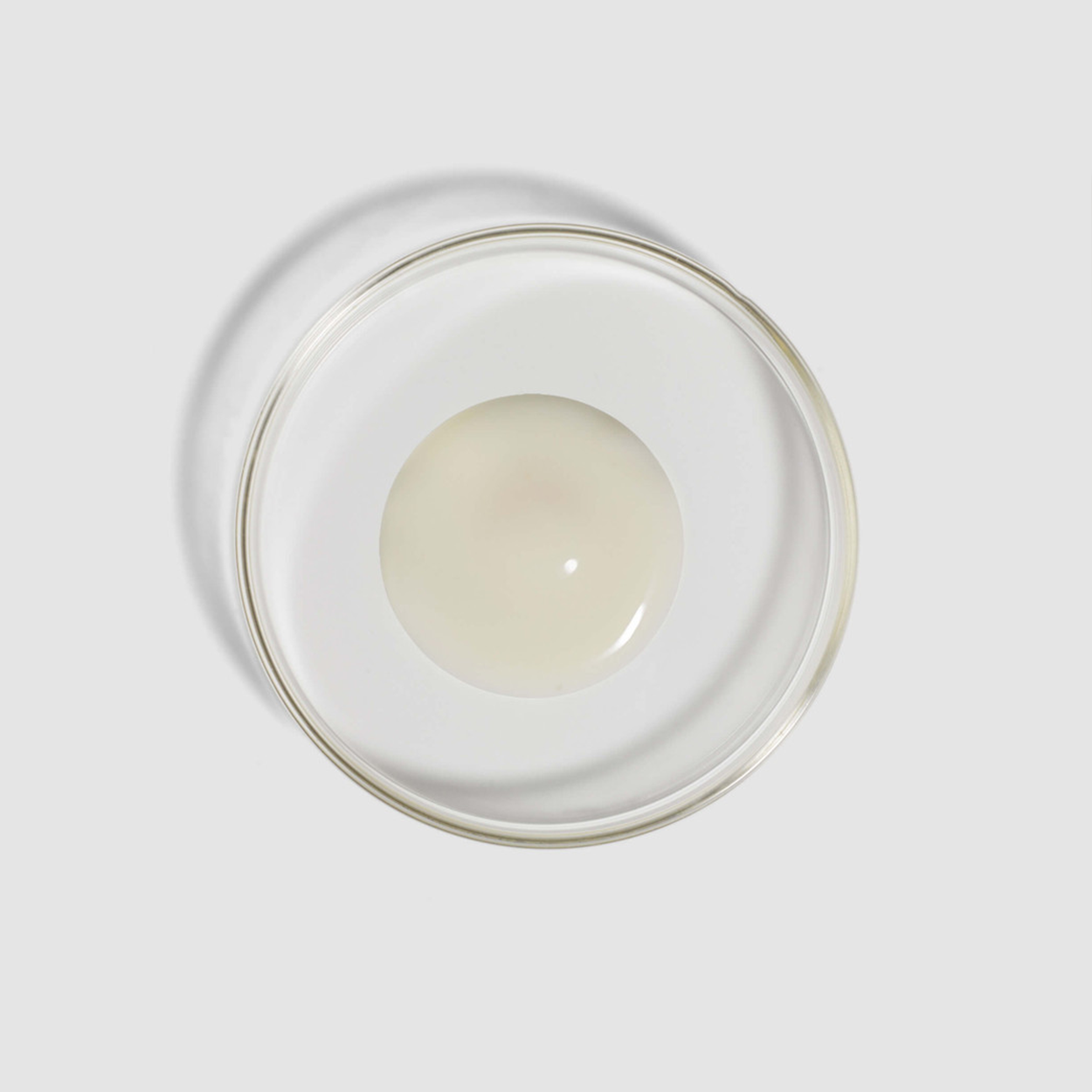 Youth EssentiA C-Quence Serum 4